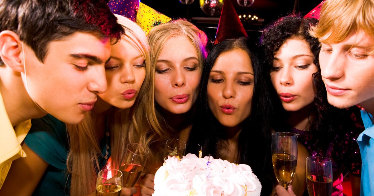 Long birthday wishes for roommate