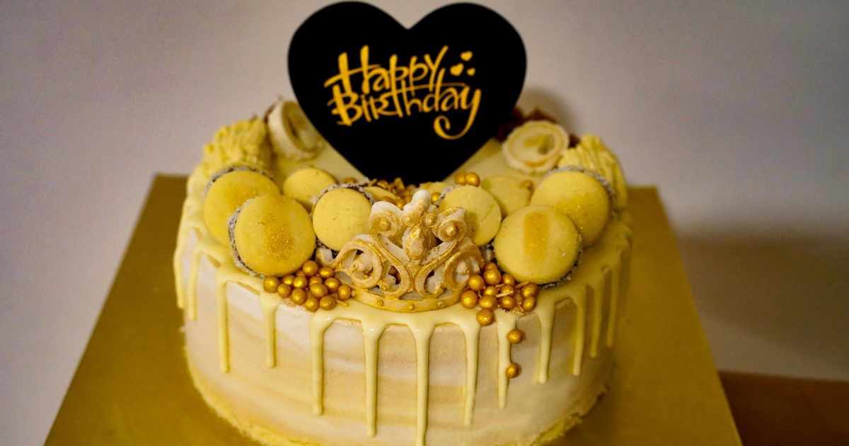 Short funny advance birthday wishes for best friend